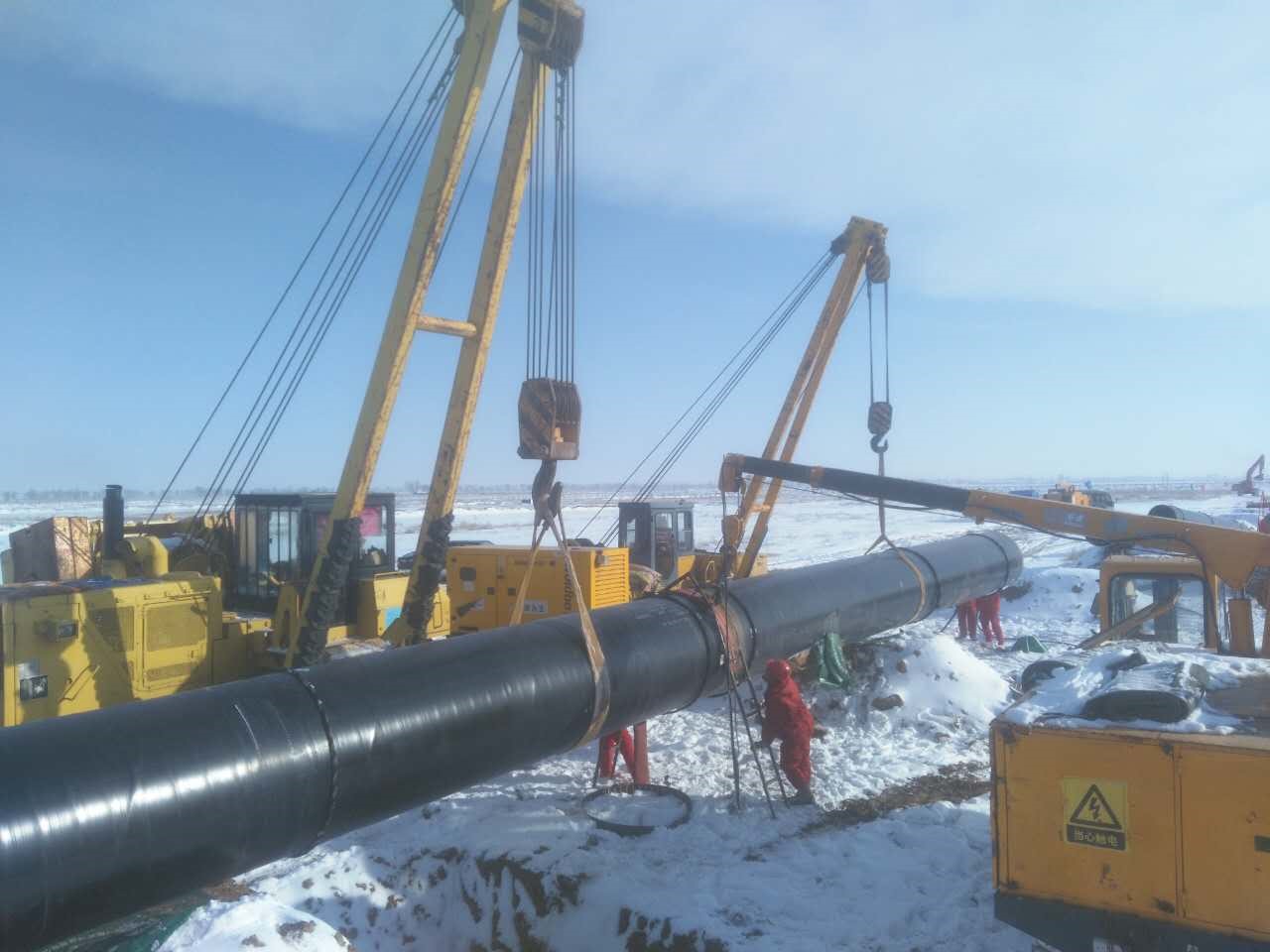 管道全位置全自动焊机施工现场