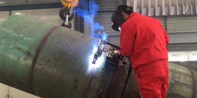 阿布扎比石油管道建设工程也使用熊谷管道全自动焊机啦